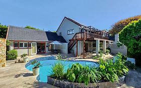Branch & Vine Cottages - Constantia - Formerly Pinoak Cottages